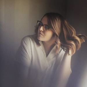 Meet your Posher, Evie